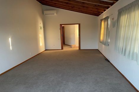 Photo of property in 3 Sunrise Avenue, Murrays Bay, Auckland, 0630