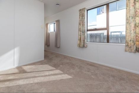 Photo of property in 1420 Whangaparaoa Road, Army Bay, Whangaparaoa, 0930