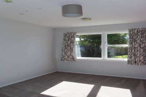 Photo of property in 220 Beach Road, North New Brighton, Christchurch, 8083