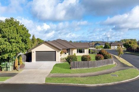 Photo of property in 1 Whitney Place, Rototuna North, Hamilton, 3210