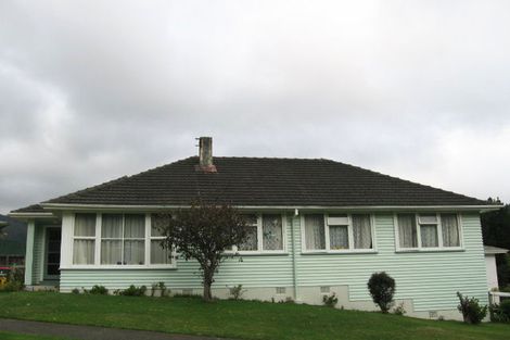 Photo of property in 56 Bird Grove, Stokes Valley, Lower Hutt, 5019