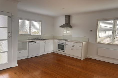Photo of property in 1/14 Drake Street, Howick, Auckland, 2014