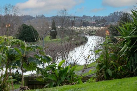 Photo of property in 4 Beach Road, Katikati, 3129