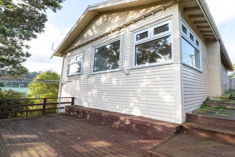 Photo of property in 2 Fernhill Terrace, Wadestown, Wellington, 6012