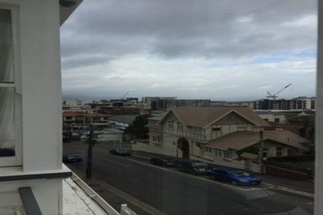 Photo of property in 16a Thompson Street, Mount Cook, Wellington, 6011