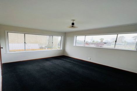 Photo of property in 26 Royal Road, Massey, Auckland, 0614