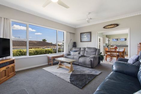 Photo of property in 18 Beach Road, Katikati, 3129