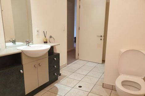 Photo of property in 2/37 Majoribanks Street, Mount Victoria, Wellington, 6011