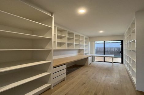 Photo of property in 2 Crompton Place, Orewa, 0931