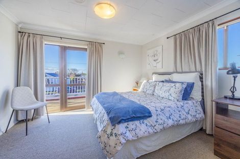 Photo of property in 49a Meeanee Road, Taradale, Napier, 4112