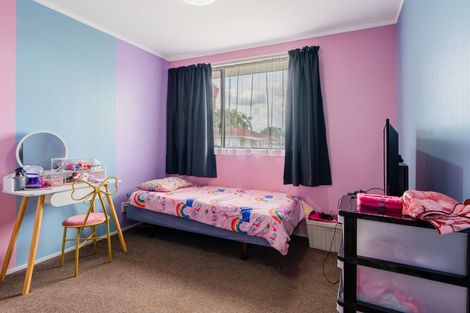 Photo of property in 14 Brightwell Place, Nawton, Hamilton, 3200