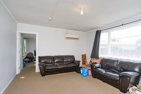 Photo of property in 10 Lewis Place, Highbury, Palmerston North, 4412