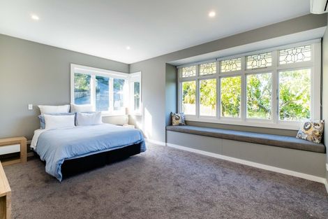 Photo of property in 10 Lincoln Road, Bluff Hill, Napier, 4110