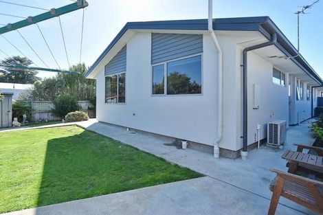 Photo of property in 2/62 Vivian Street, Burwood, Christchurch, 8083