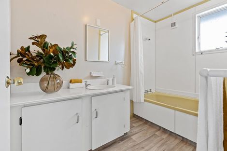 Photo of property in 1/42 Pacific Road, North New Brighton, Christchurch, 8083