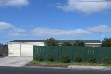 Photo of property in 1/80 Manuka Road, Glenfield, Auckland, 0629