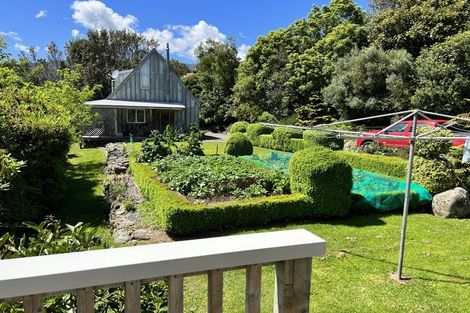 Photo of property in 111 Ngatiawa Road, Reikorangi, Waikanae, 5391