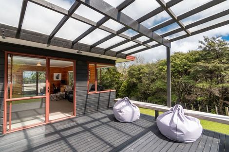 Photo of property in 43 Pinetone Road, Kumeu, 0892