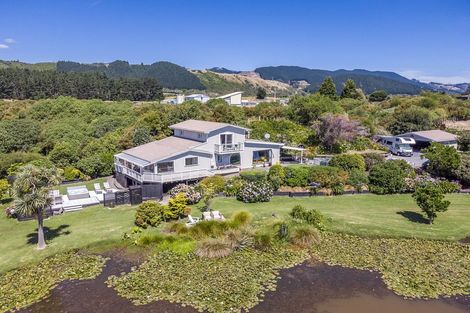 Photo of property in 60 Ratanui Road, Paraparaumu, 5032