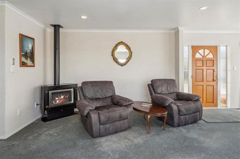 Photo of property in 2b Hoyte Place, Pukehangi, Rotorua, 3015