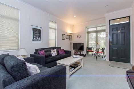 Photo of property in Tuscany Towers, 8/1 Ambrico Place, New Lynn, Auckland, 0600