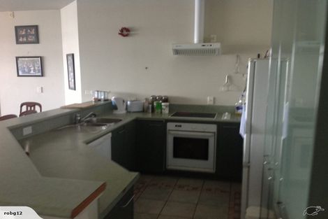 Photo of property in 14/15 Clearwater Cove, West Harbour, Auckland, 0618