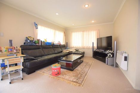 Photo of property in 56 Clover Drive, Henderson, Auckland, 0610