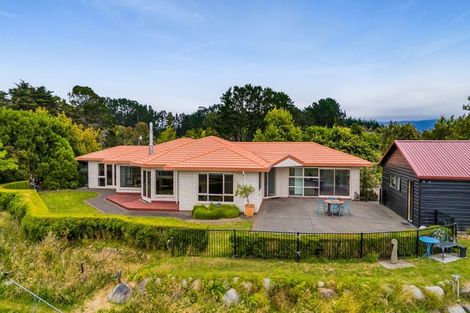 Photo of property in 171 Sealy Road, Omata, New Plymouth, 4374
