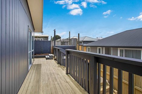 Photo of property in 5a Collingwood Road, Waiuku, 2123