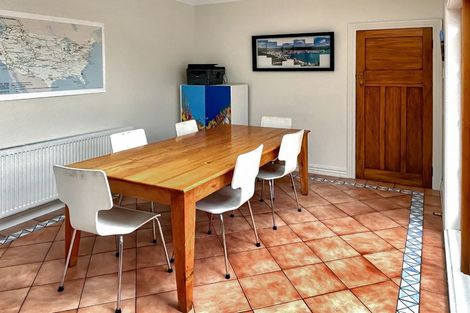 Photo of property in 43 Tauhinu Road, Miramar, Wellington, 6022