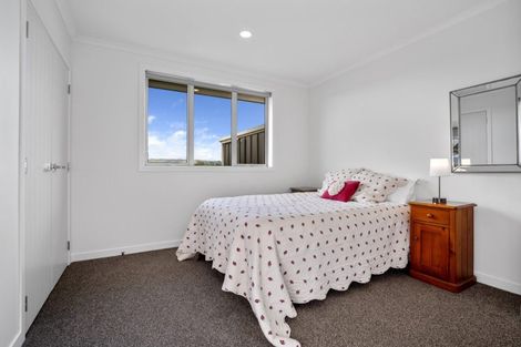 Photo of property in Waterview Estate, 69/4 Greystone Place, Omokoroa, 3114