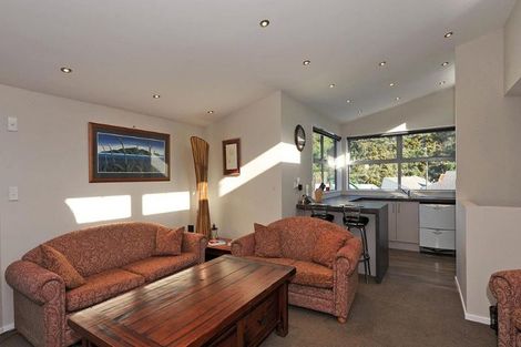 Photo of property in 1 Cameron Street, Kaiwharawhara, Wellington, 6035
