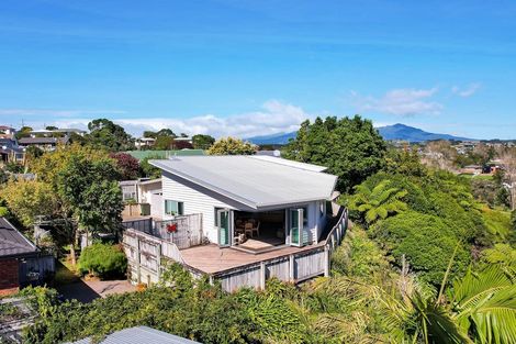 Photo of property in 4a Marchant Place, Westown, New Plymouth, 4310