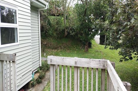 Photo of property in 12 Mataroa Avenue, Northland, Wellington, 6012