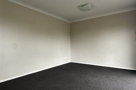 Photo of property in 16 Tracey Terrace, Te Atatu South, Auckland, 0602