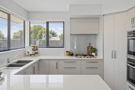 Photo of property in 10 Puhara Avenue, Parklands, Christchurch, 8083