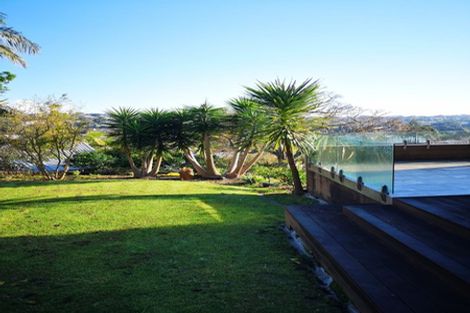 Photo of property in 62 Newhaven Terrace, Mairangi Bay, Auckland, 0630