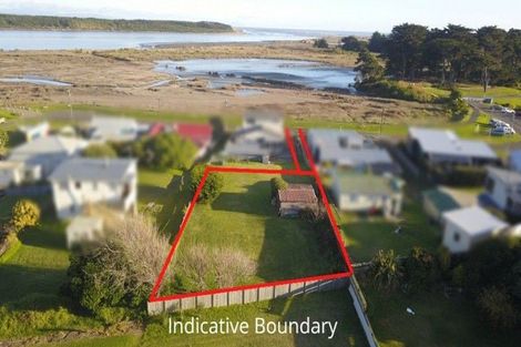 Photo of property in 6 Carter Crescent, Foxton Beach, Foxton, 4815