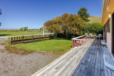 Photo of property in 3 Mchardy Place, Blackhead, Porangahau, 4284
