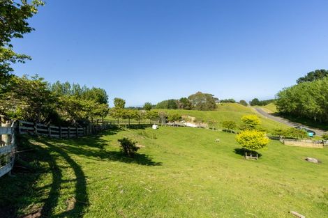 Photo of property in 205 Taylors Road, Otaki, 5583