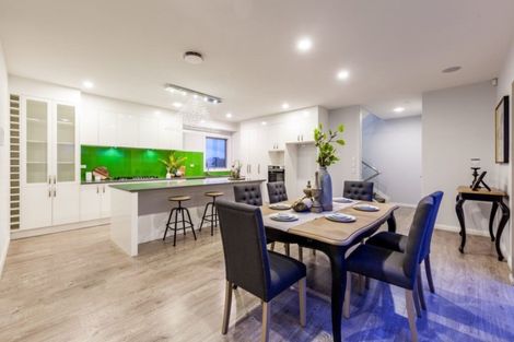 Photo of property in 20 Bridget Court, Red Beach, 0932