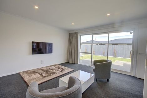 Photo of property in 42 Koura Drive, Rangiora, 7400