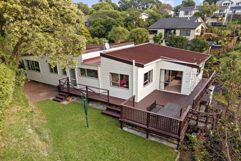 Photo of property in 2 Rokewa Way, Paparangi, Wellington, 6037