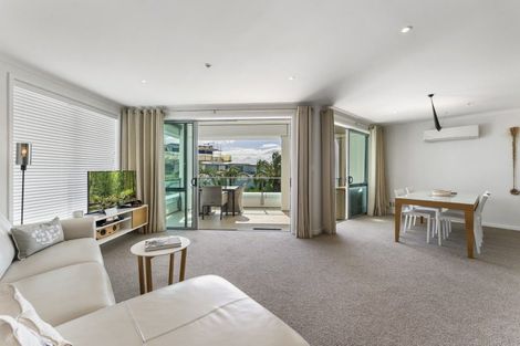 Photo of property in 210/136 Marine Parade, Mount Maunganui, 3116