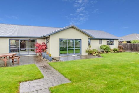 Photo of property in 40 Sunninghurst Drive, Fairfield, Dunedin, 9018