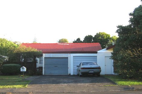 Photo of property in 1/82 Moore Street, Hillcrest, Auckland, 0627