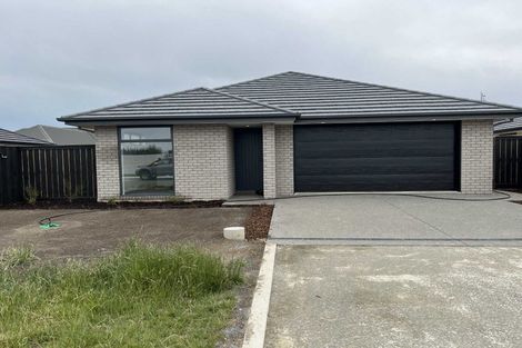 Photo of property in 18 Eileen Way, Rolleston, 7615