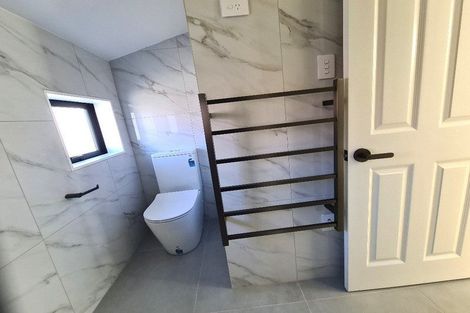 Photo of property in 34d Weldene Avenue, Glenfield, Auckland, 0629