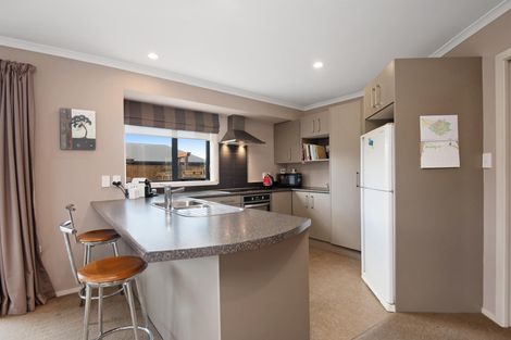 Photo of property in 20 Chestnut Close, Kelvin Grove, Palmerston North, 4414