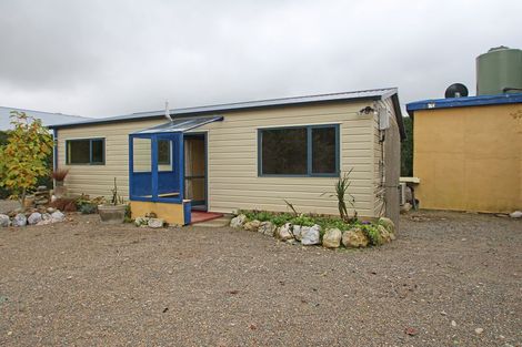 Photo of property in 33 Main Street, Weston, Oamaru, 9401